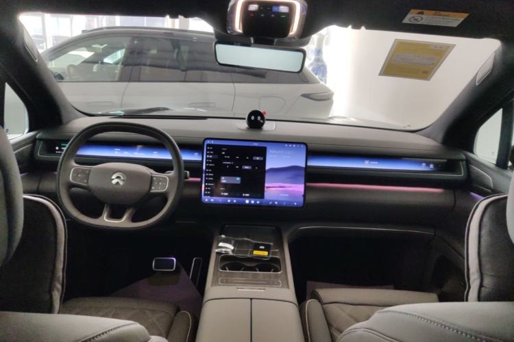 Used Nio ES8 2026 Model 6-seat Executive Luxury Edition Center Console