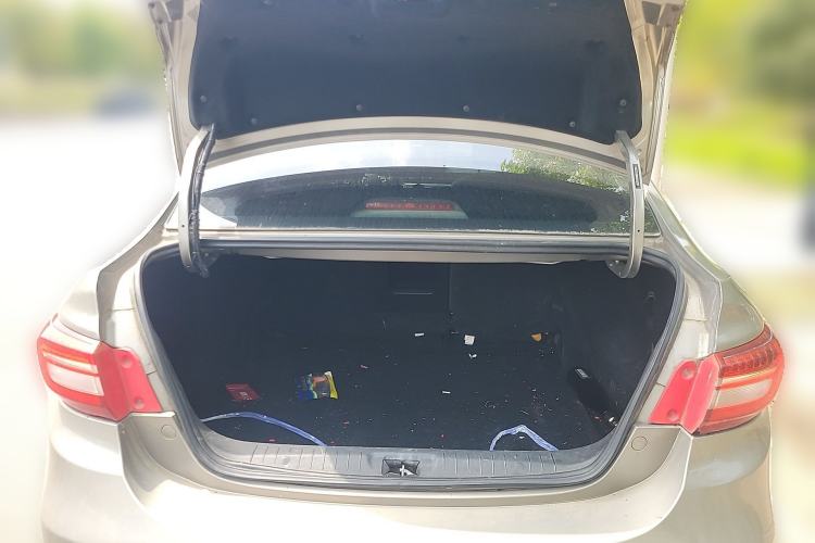 Used FORTHING Joyear S50 2017 1.6L CVT Luxury Model Trunk