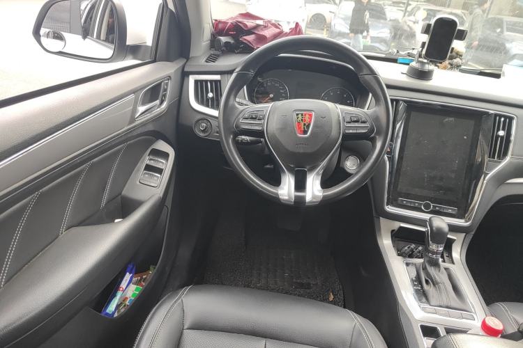 Used Roewe RX5 2019 20T Two-Wheel Drive Automatic 4G Connected Platinum Edition Steering Wheel