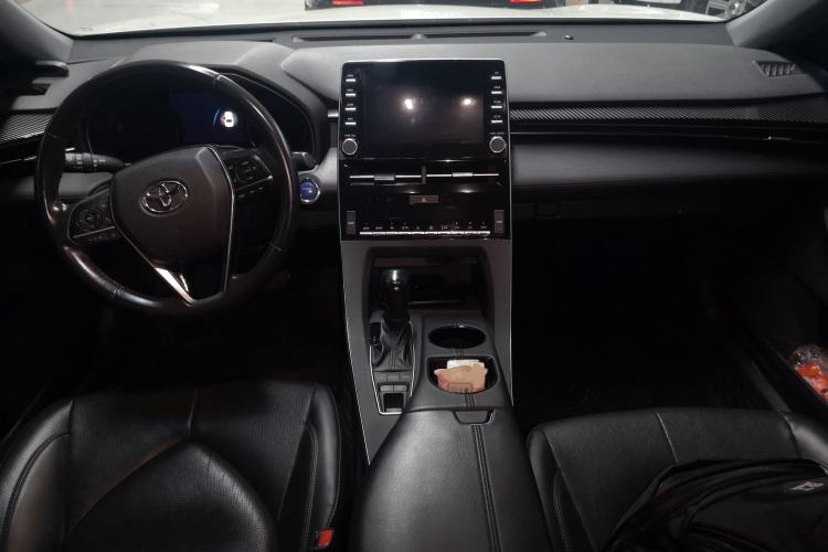 Used Toyota Avalon 2019 Dual-Engine 2.5L Luxury Edition China VI Standard
