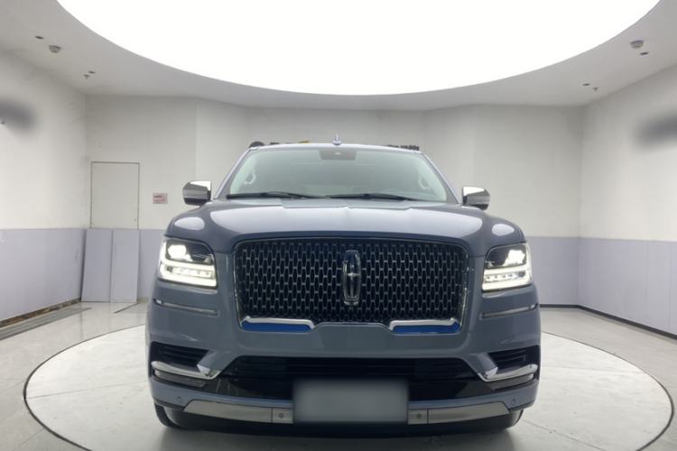 Used Lincoln Navigator 2020 3.5T Presidential Series Exterior 5