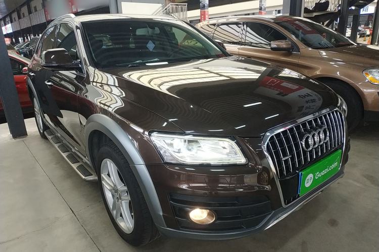 Used Audi Q5 2017 Plus 40 TFSI Technology Model Exterior 1