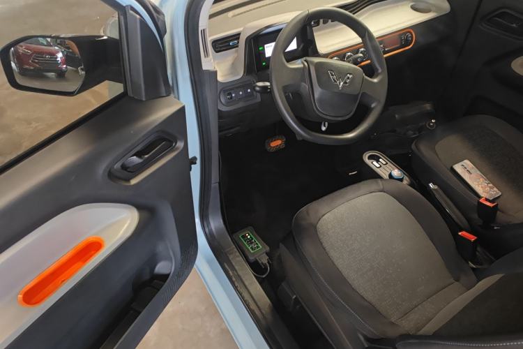 Used Wuling Hongguang MINIEV 2022 Easy Version Lithium Iron Phosphate Driver Seat