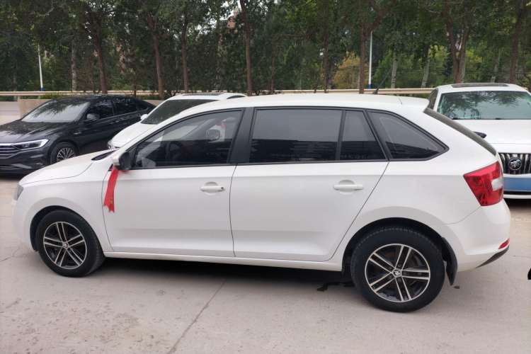 Used Skoda Rapid Spaceback 2019 Revised Version 1.5L Manual Entry-Level Edition China V Standard
