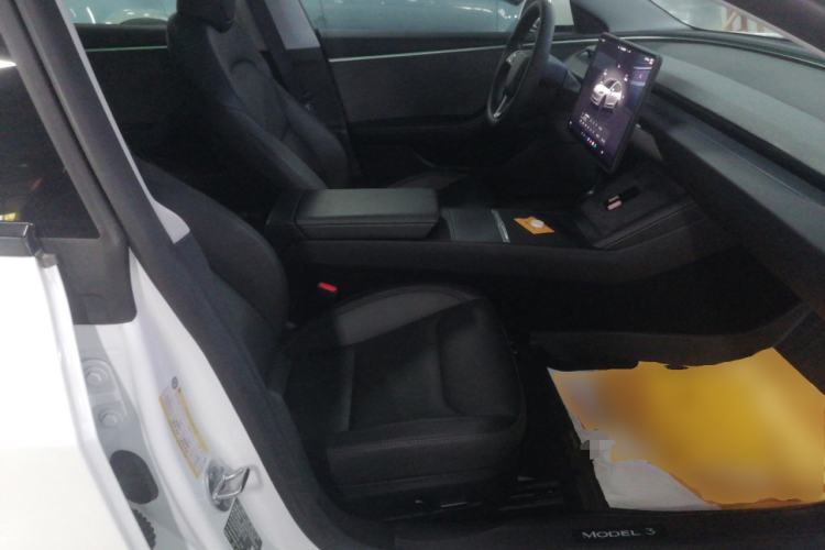 Used Tesla Model 3 2025 Rear-Wheel-Drive Version
