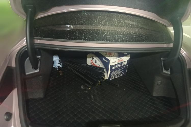 Used Porsche Taycan 2022-Year Updated Taycan