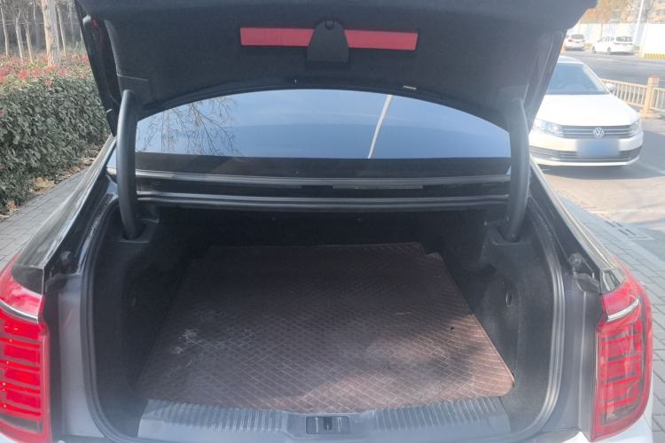 Used Hongqi H9 2020 2.0T Smart Connect Flagship Edition
