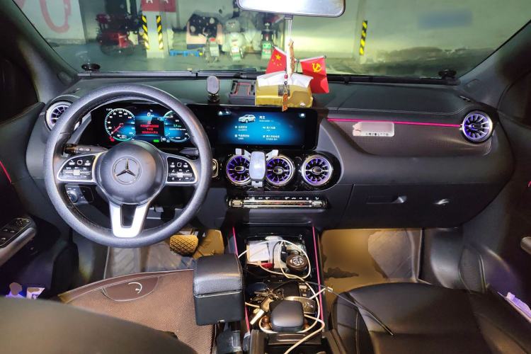 Used Mercedes-Benz EQA 2022 EQA 260 Center Console