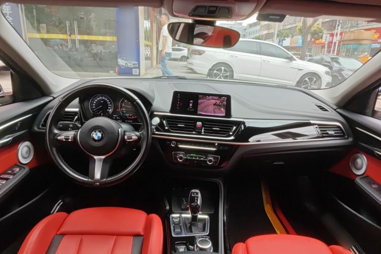 Used BMW 1 Series 2021 125i M Sport Night Edition Center Console