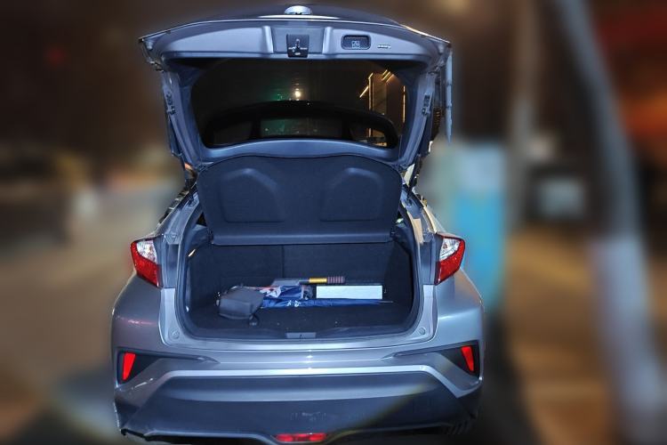 Used Toyota IZOA 2021 2.0L Enjoy Edition