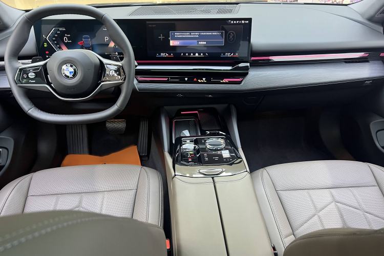 Used BMW 5 Series 2024 525Li Luxury Package