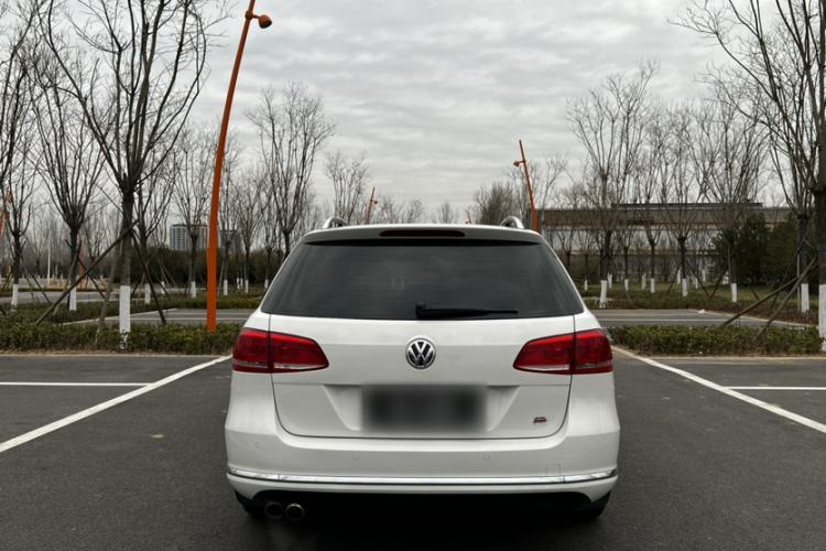 Used Volkswagen Magotan (Import) 2012 Travel Edition 2.0 TSI Comfort Version
