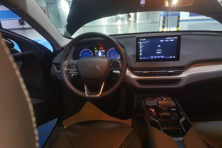 Used Hongqi E-QM5 2024 500km Range Edition
