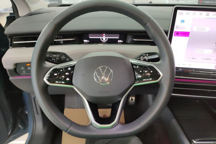 Used Volkswagen ID.7 VIZZION 2024 AIR model
