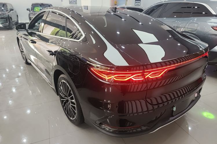 Used BYD Han 2025 DM-i Intelligent Driving Edition 125KM LiDAR Flagship Model Rear Left 45 Deg