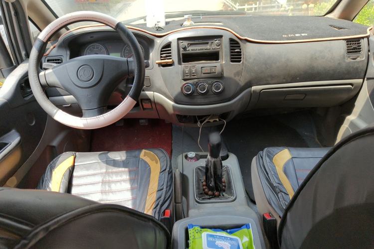 Used FORTHING Lingzhi 2013 V3 1.5L 7-Seater Standard Model II
