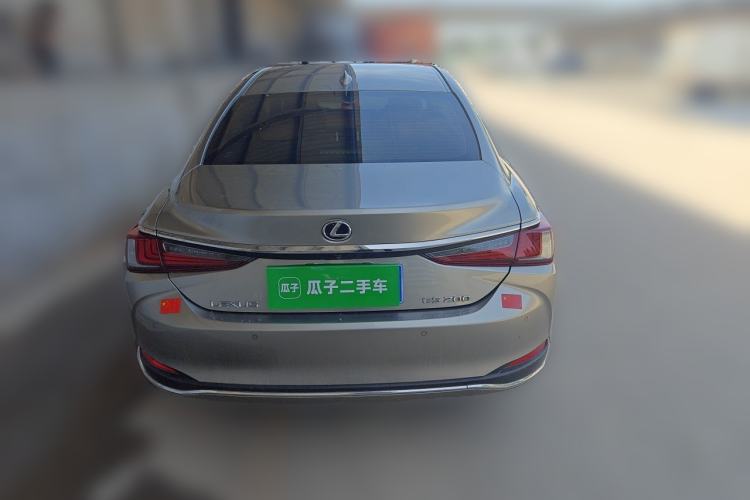 Used Lexus ES 2022 200 Excellence Edition
