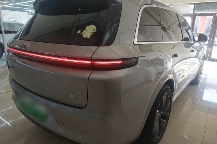 Used Li Auto L8 2023 Pro Model
