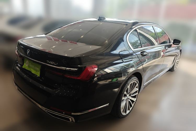 Used BMW 7 Series 2021 740Li Leading Edition Luxury Package Rear Right 45 Deg