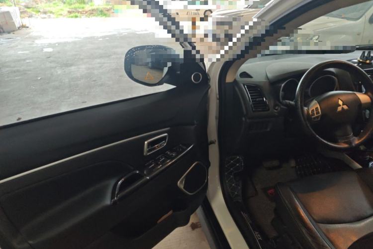 Used Mitsubishi ASX 2018 2.0L CVT Two-Wheel Drive Deluxe Edition Driver Seat