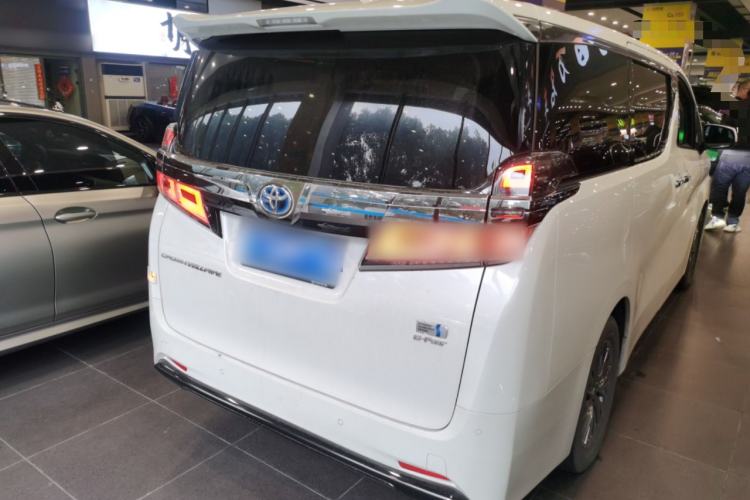 Used Toyota Vellfire 2021 Crown Dual-Engine 2.5L HV Luxury Edition Rear Right 45 Deg