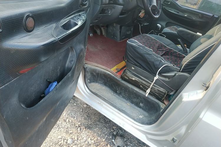 Used JAC Group Refine 2012 1.9T Shuttle Diesel Standard Model HFC4DB1-2C