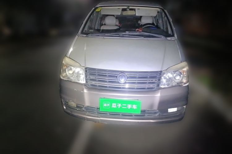 Used FORTHING Lingzhi 2013 M5 Q3 2.0L 7-seat Long-Wheelbase Comfort Model
