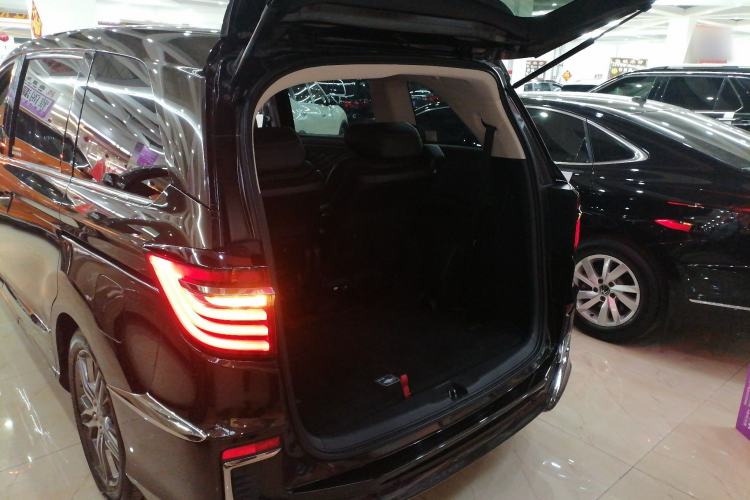 Used Honda Elysion 2019 2.0L Hybrid Luxury Edition