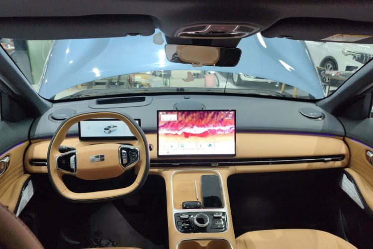 Used Geely Galaxy Xingjian 7 EM-i 2025 120km Flagship Edition Center Console