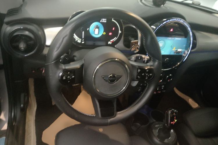 Used MINI MINI 2022 2.0T COOPER S Artist