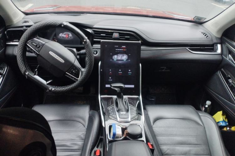 Used SAIC MAXUS D60 2019 1.5T Automatic Luxury Edition 5-seater Center Console