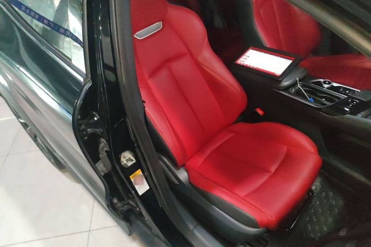 Used CHANGAN UNI-T 2020 1.5T Prestige Version
