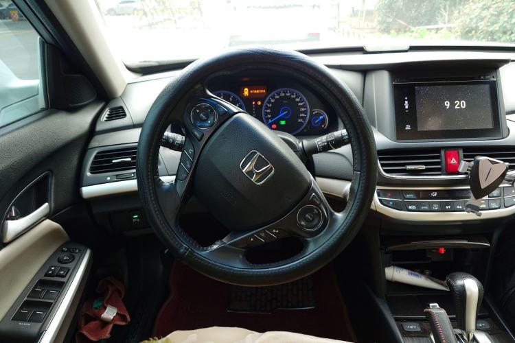 Used Honda Crosstour 2014 2.4L Luxury Edition
