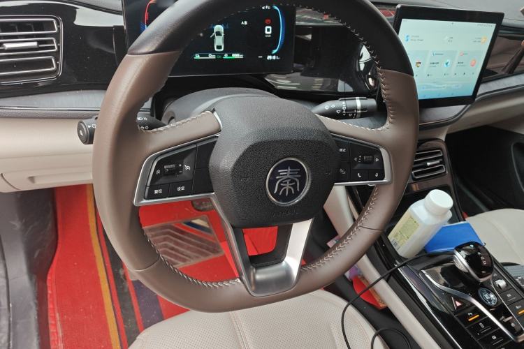 Used BYD Qin PLUS 2024 HONOR Edition DM-i 55KM Leading Model
