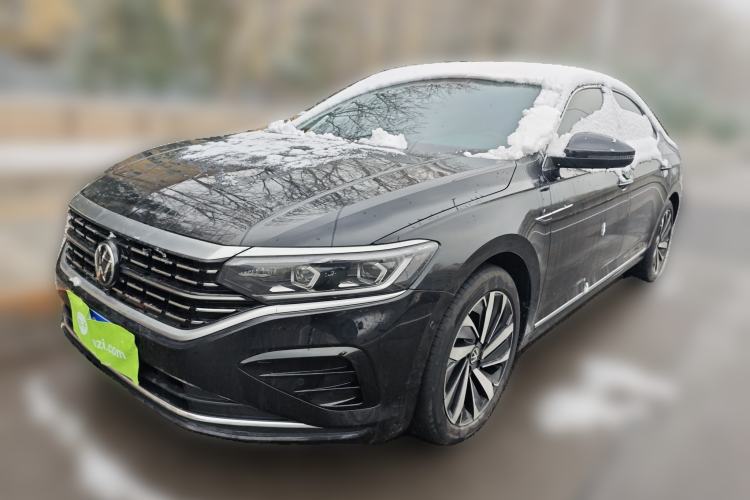 Used Volkswagen Passat 2025 Outstanding Model 380TSI Dragon Glory Edition