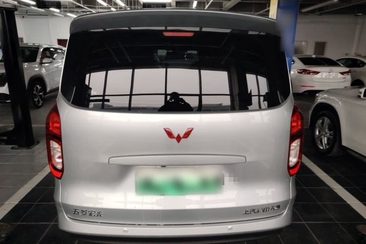 Used Wuling Hongguang New Energy 2025 Extended-Range Hybrid 50KM Comfort Version Rear