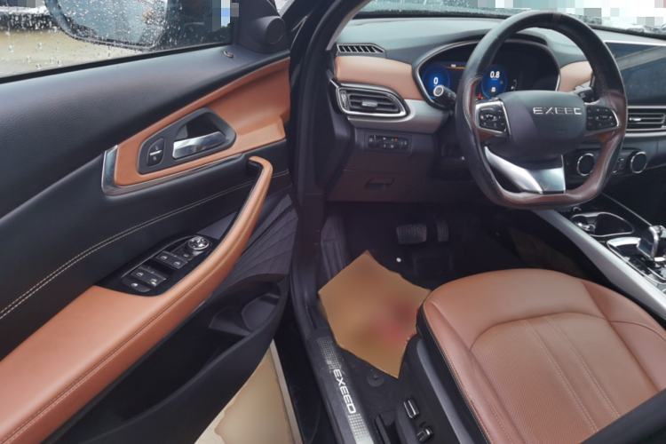 Used EXEED Lingyun 2019 1.6T Two-Wheel Drive Diamond Edition