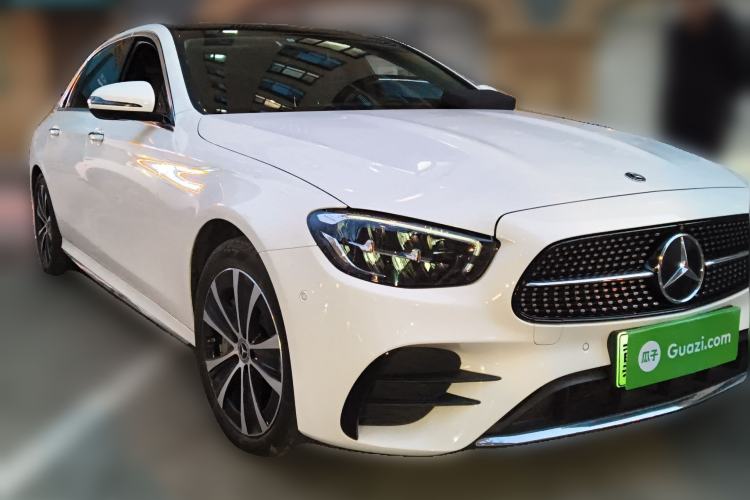 Used Mercedes-Benz E-Class New Energy 2022 Restyled E 350 e L Plug-in Hybrid Sports Sedan Front Right 45 Deg