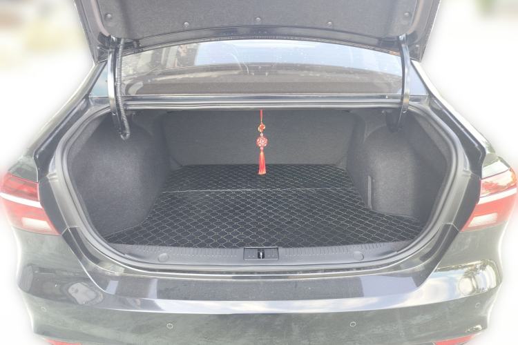 Used Roewe i6 2018 20T Automatic Flagship Edition