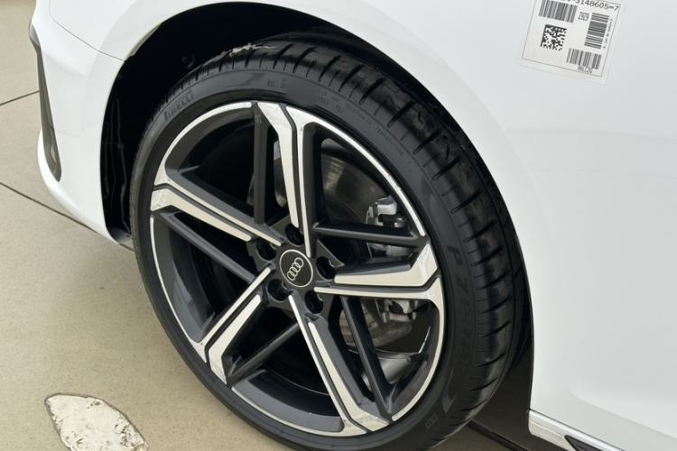 Used Audi A4L 2024 40 TFSI Luxury Dynamic Edition
