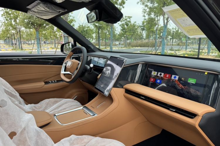 Used Geely Galaxy L7 2025 EM-i 115km Exploration Edition Interior 7