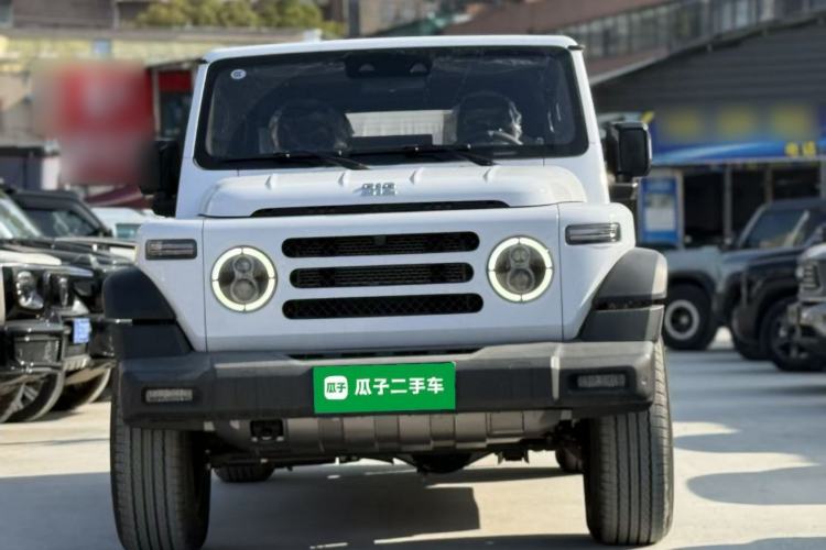 Used 212 T01 2024 2.0T Explorer
