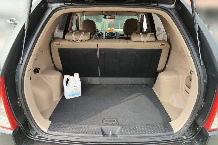 Used Kia Sportage 2013 2.0L Manual Two-Wheel Drive GL Trim Trunk