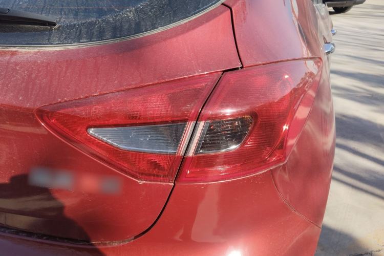 Used JAC Refine S2 2015 1.5L CVT Luxury Smart Version
