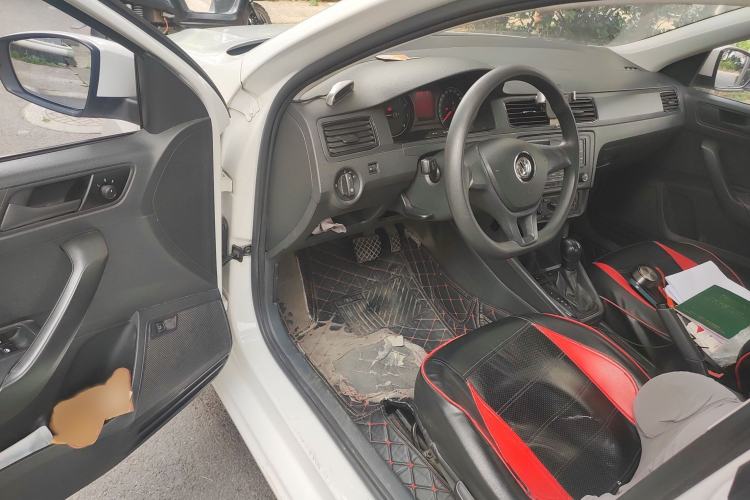 Used Volkswagen Santana 2019 1.5L Automatic Fashion Edition China VI Interior 3