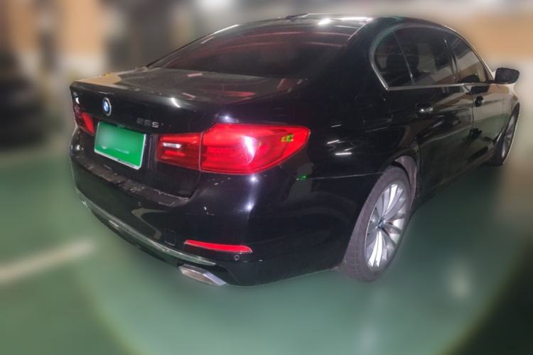 Used BMW 5 Series 2018 525Li Luxury Package Rear Right 45 Deg