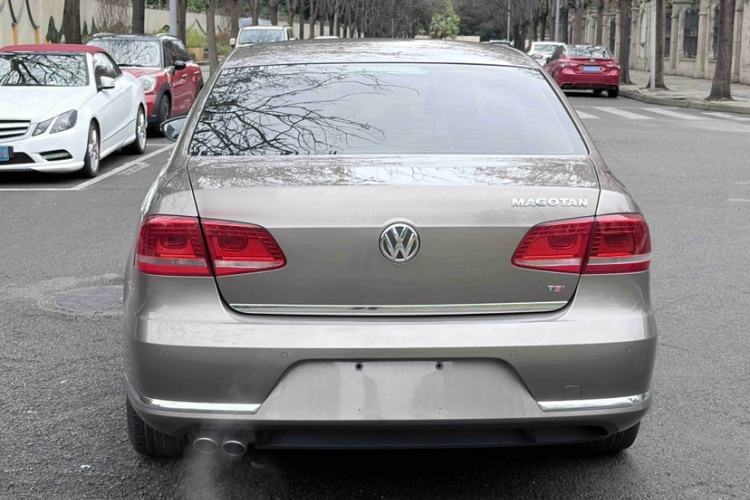 Used Volkswagen Magotan 2015 1.8TSI Prestige Model