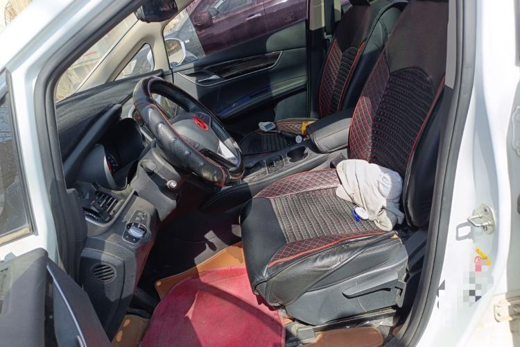 Used BYD Song MAX 2018 1.5T Automatic Smart Connect Elite Model with 6 Seats