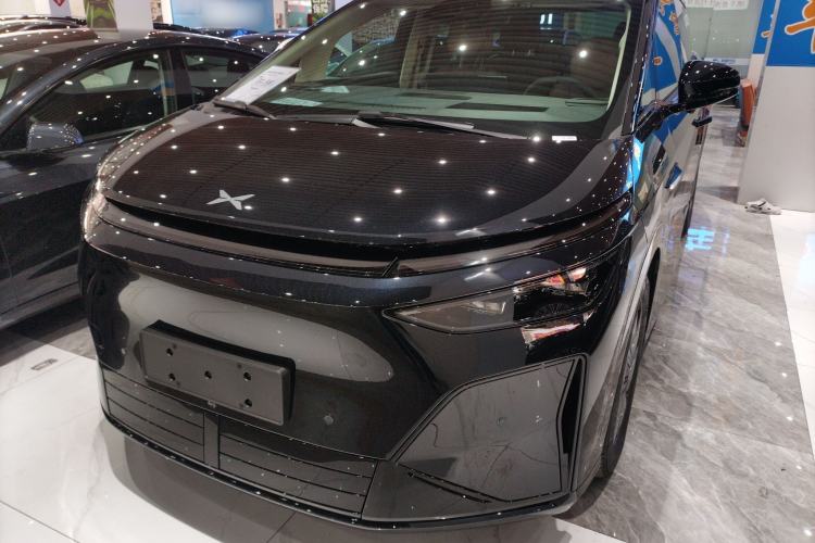 Used XPeng X9 2026 Model—Range-Extended Version 1602 Ultra