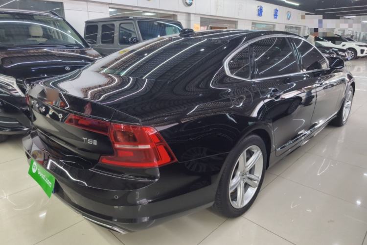 Used Volvo S90 2019 T5 Zhiyuan Edition Rear Right 45 Deg
